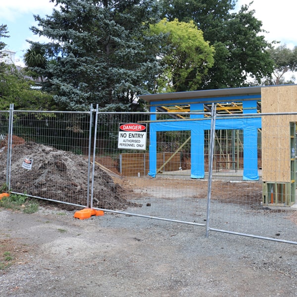 do you deliver and install temporary fencing and what's the cost for this in Norfolk